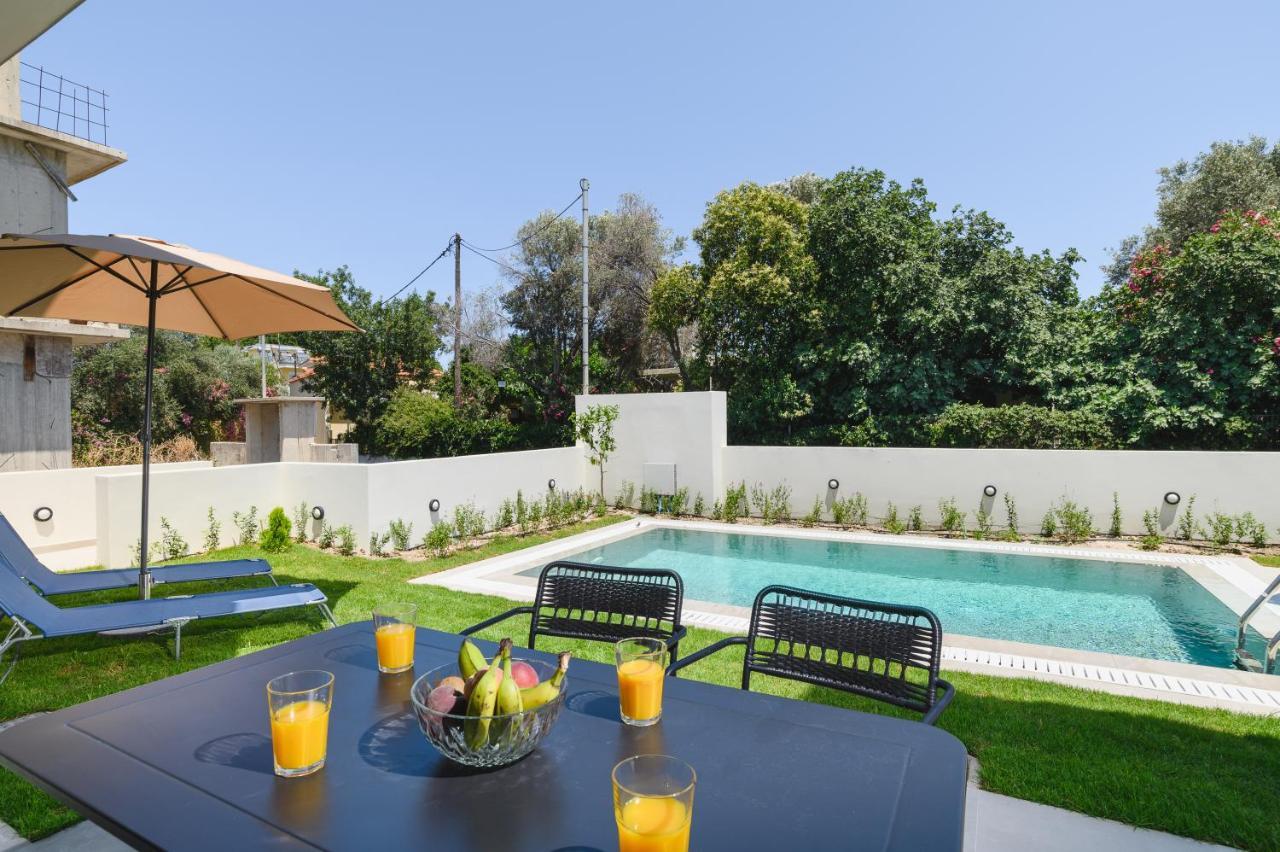 Villaer Green Villa *